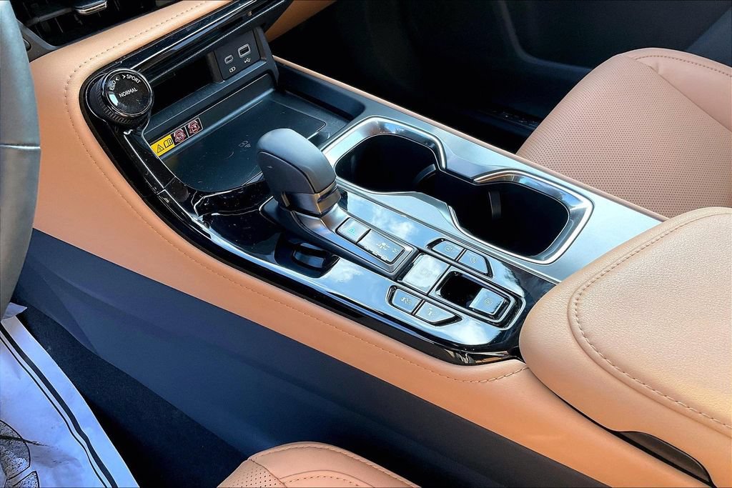 Used 2025 Lexus NX 350 AWD w/ Accessory Package (2T) image 19
