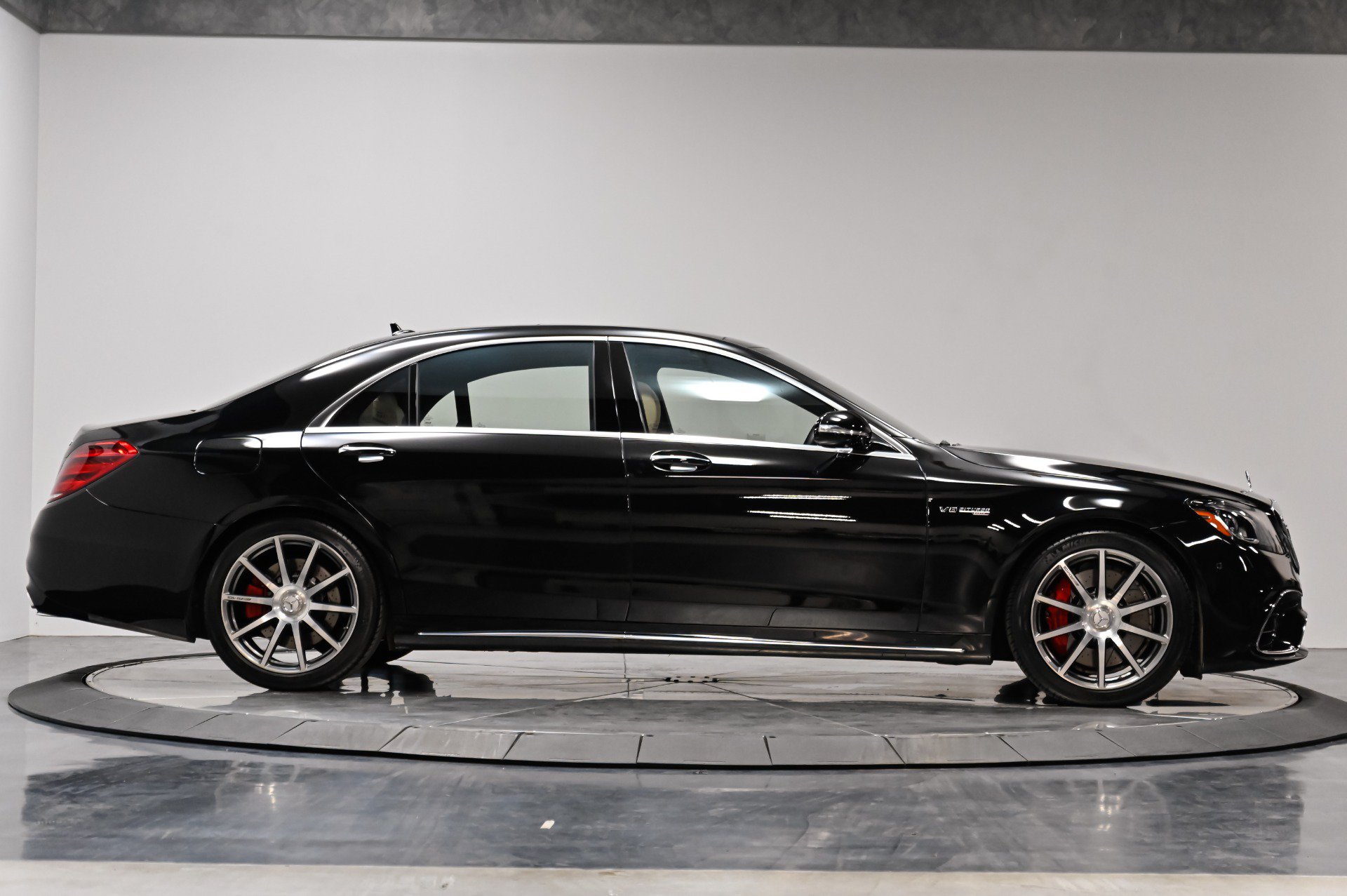 Used 2020 Mercedes-Benz S 63 AMG 4MATIC Sedan image 16