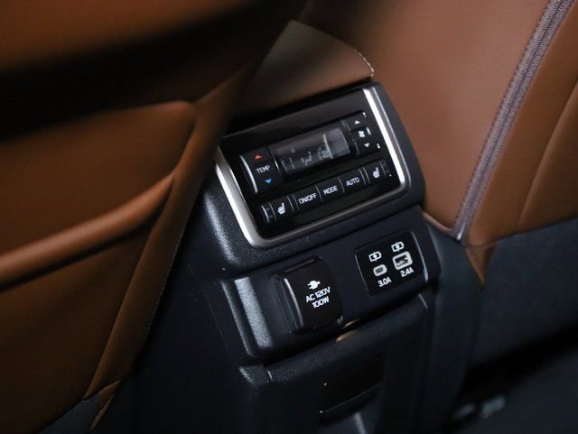 Certified 2024 Subaru Ascent Touring image 17