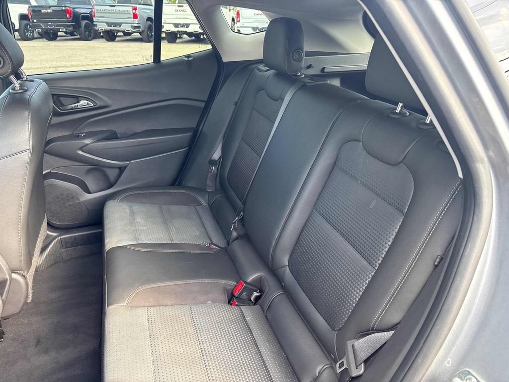 Used 2026 Chevrolet Trax LT FWD image 20