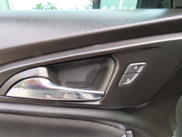 Used 2020 Chevrolet Malibu LT FWD image 25