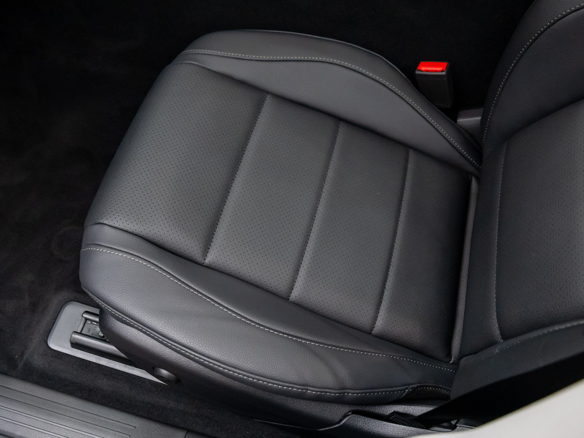 New 2026 Mercedes-Benz GLE 450 4MATIC image 17