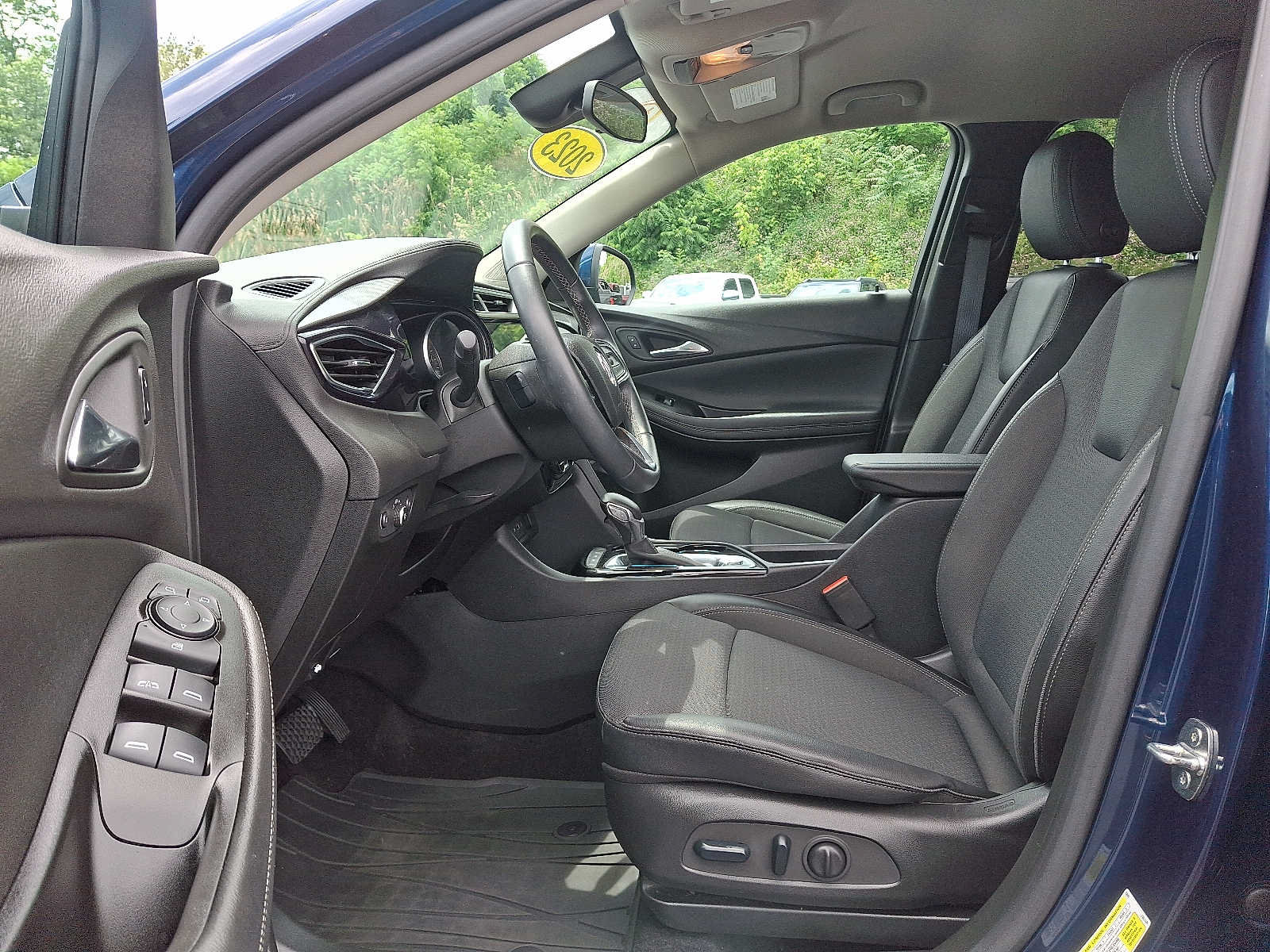 Used 2023 Buick Encore GX Select AWD/4WD image 13