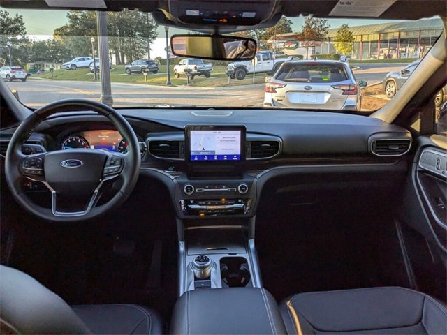 Used 2020 Ford Explorer Limited w/ Class III Trailer Tow Package image 4