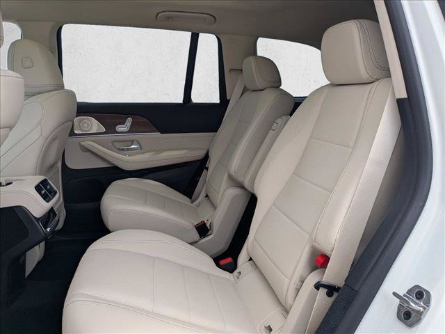 New 2026 Mercedes-Benz GLS 450 4MATIC image 16