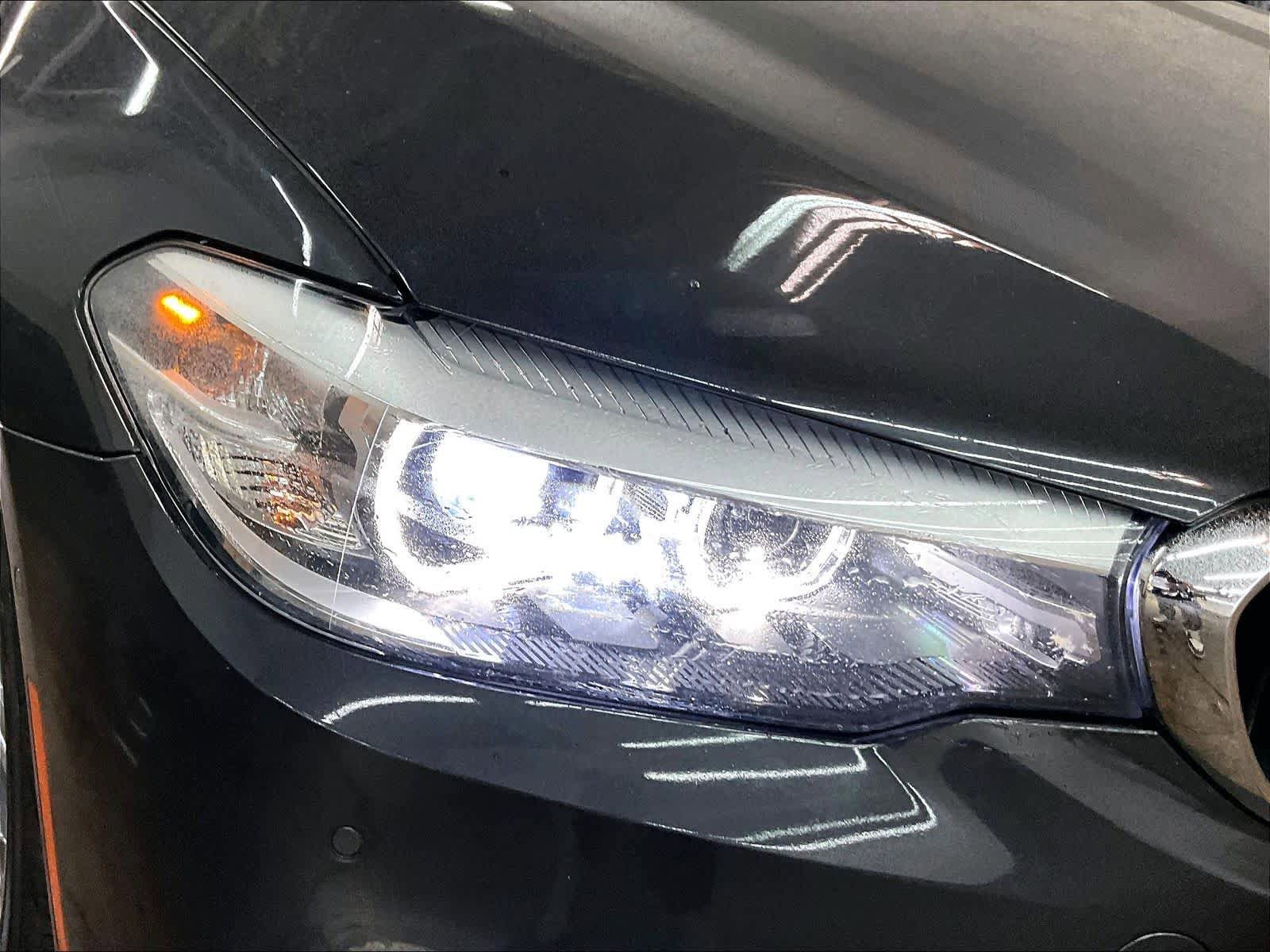Used 2018 BMW 540i RWD image 29
