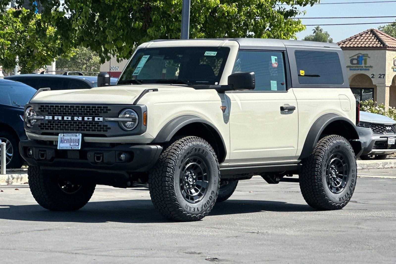 New 2026 Ford Bronco Badlands image 8