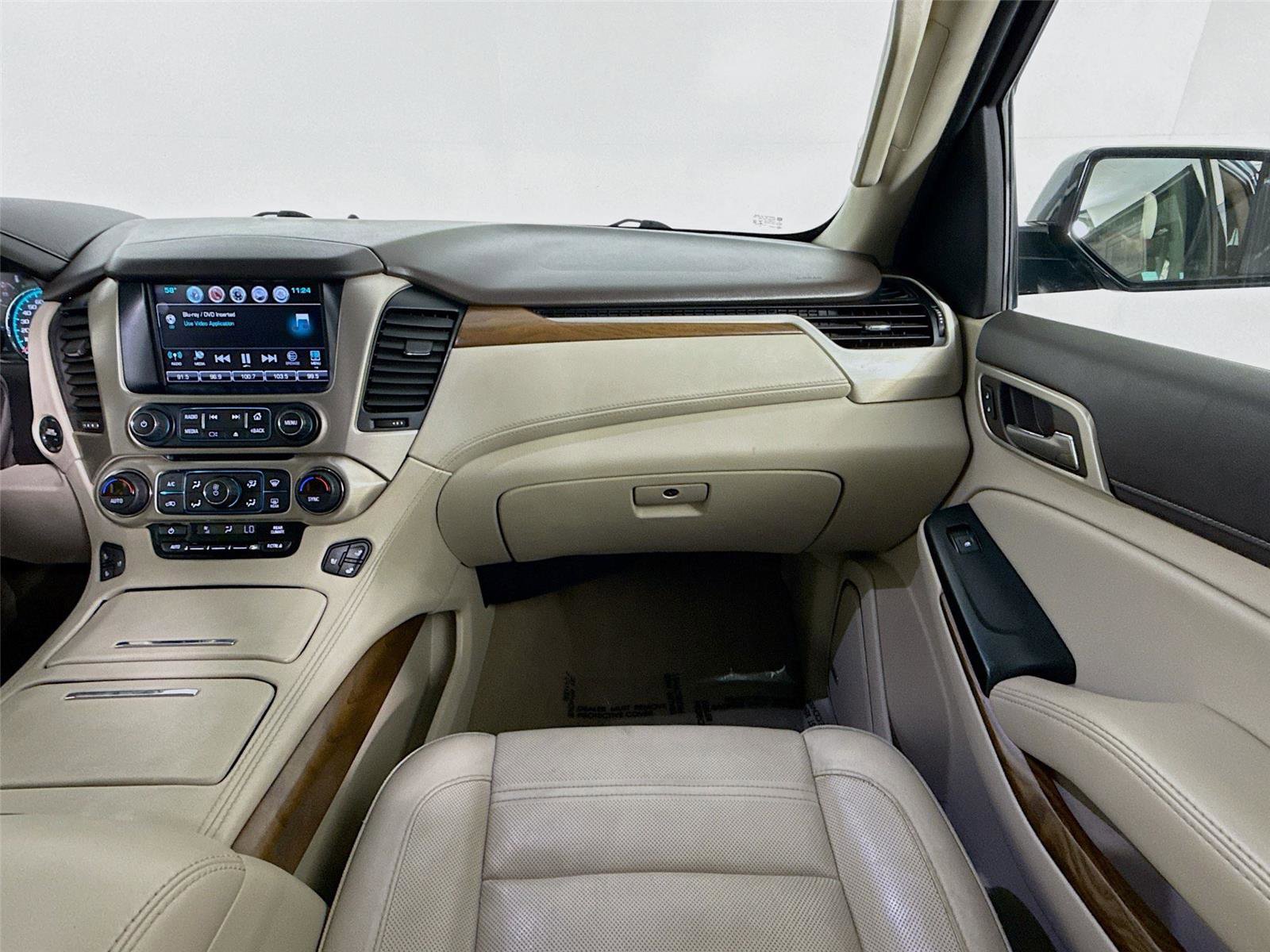 Used 2020 GMC Yukon XL Denali w/ Denali Ultimate Package image 25