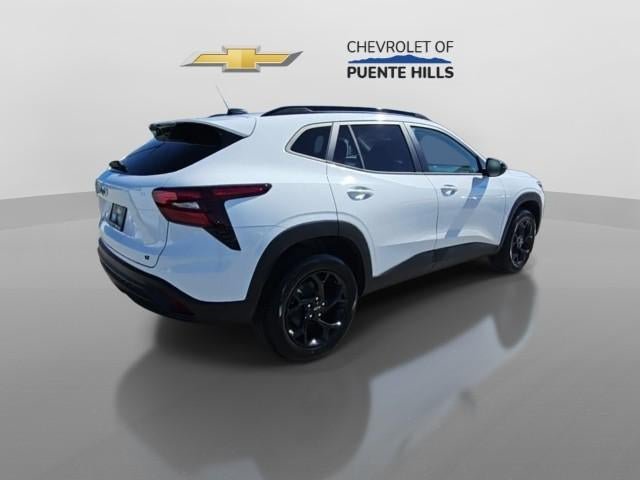 New 2026 Chevrolet Trax LT w/ Driver Confidence Package FWD image 8