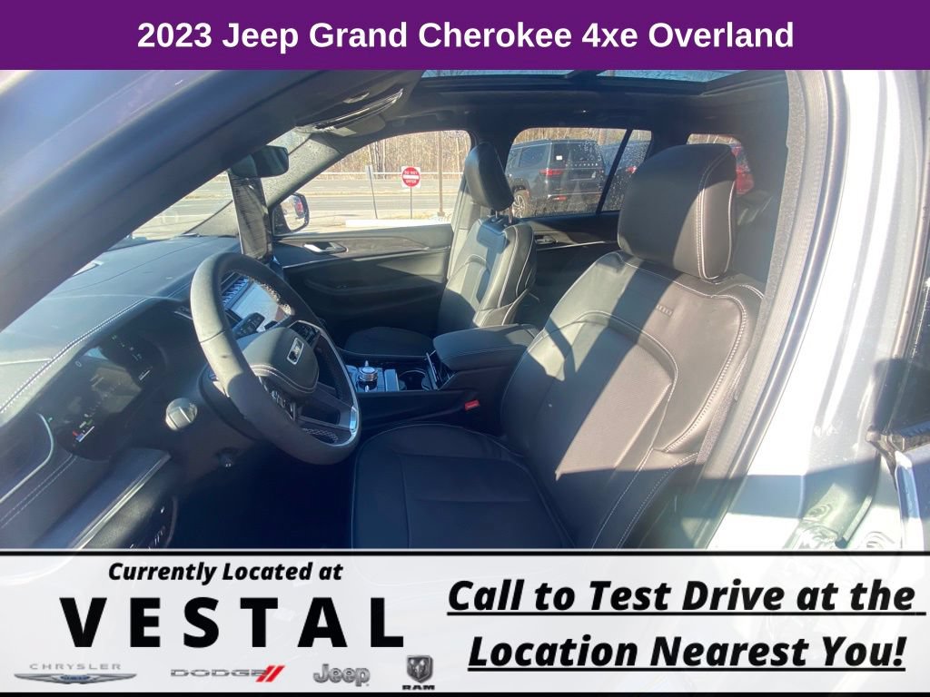 New 2023 Jeep Grand Cherokee Overland AWD/4WD image 35
