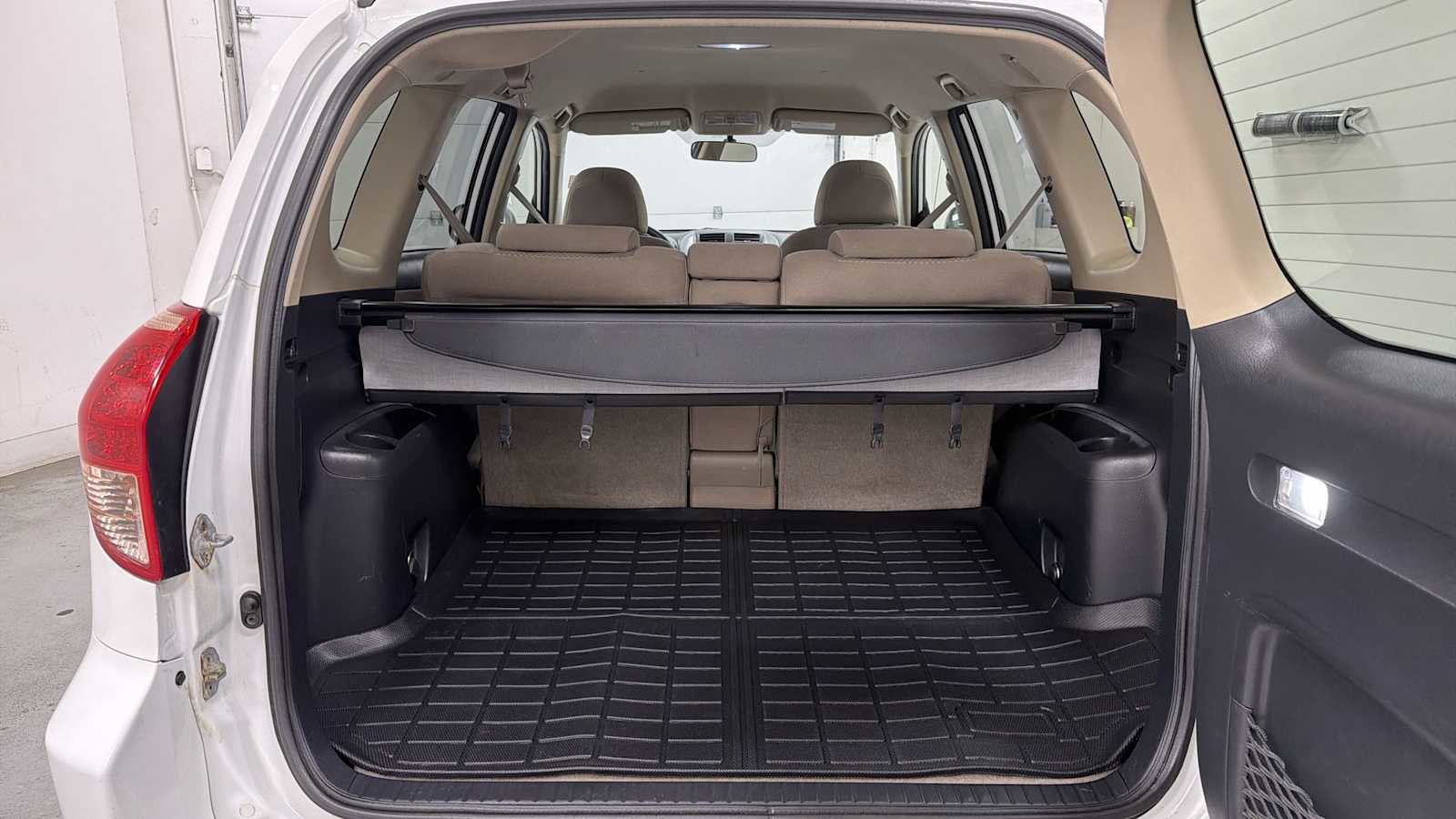 Used 2008 Toyota RAV4 2WD image 26