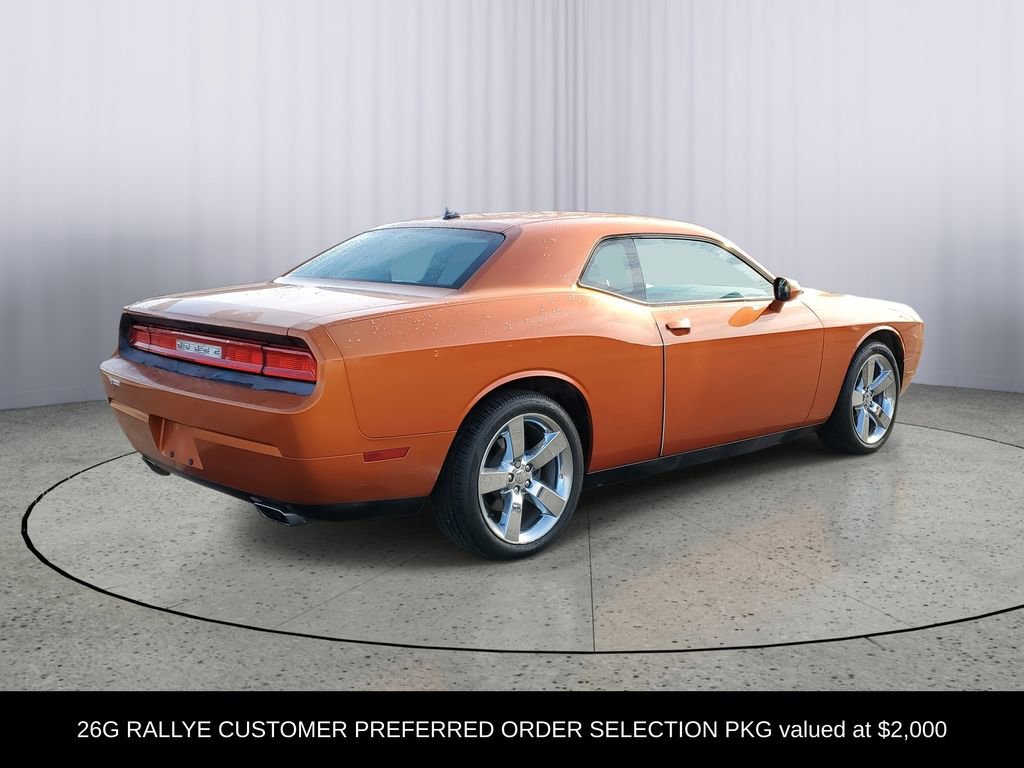 Used 2011 Dodge Challenger image 3