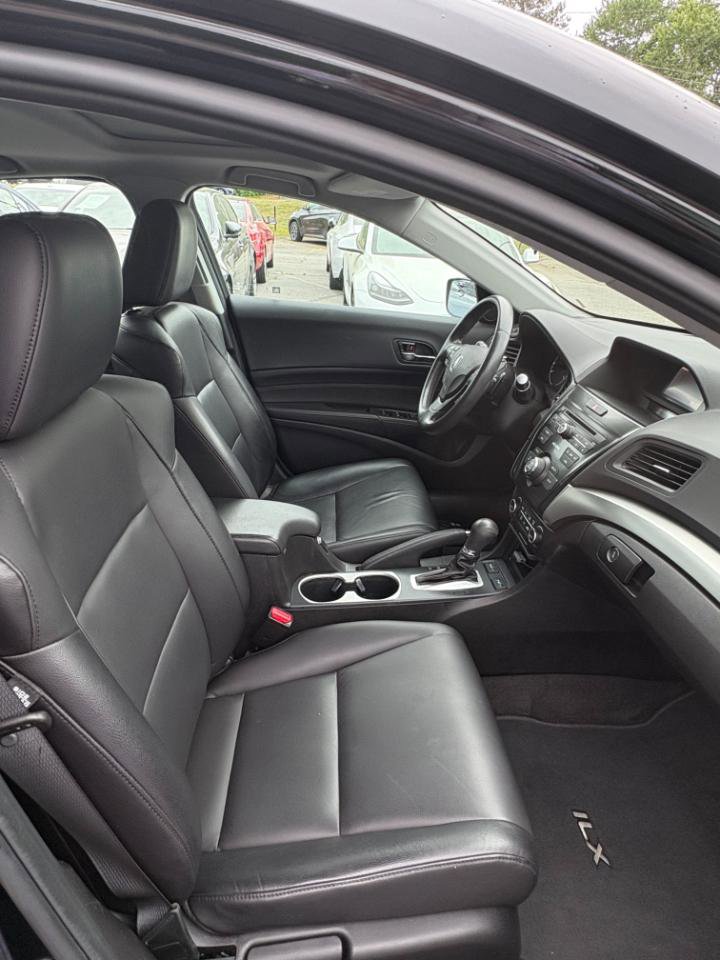 Used 2018 Acura ILX w/ Special Edition Package FWD image 13