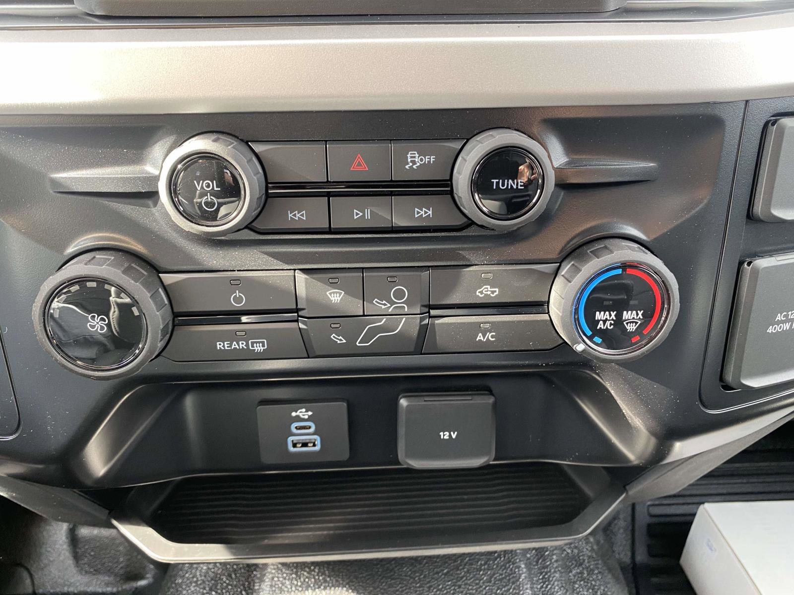 New 2026 Ford F350 XL w/ XL Chrome Package image 23