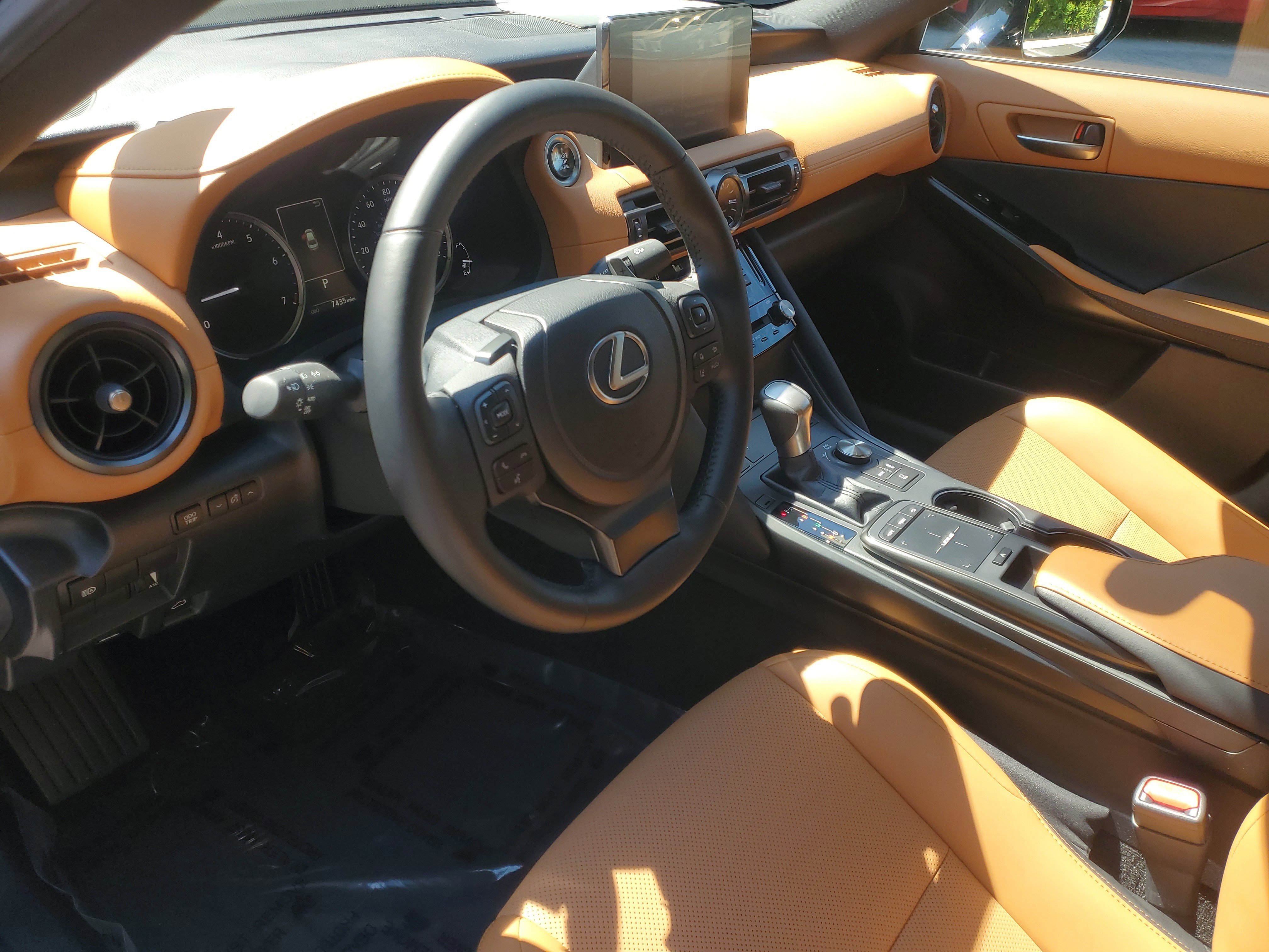 Used 2025 Lexus IS 350 F Sport w/ Accessory Package 2 RWD image 15