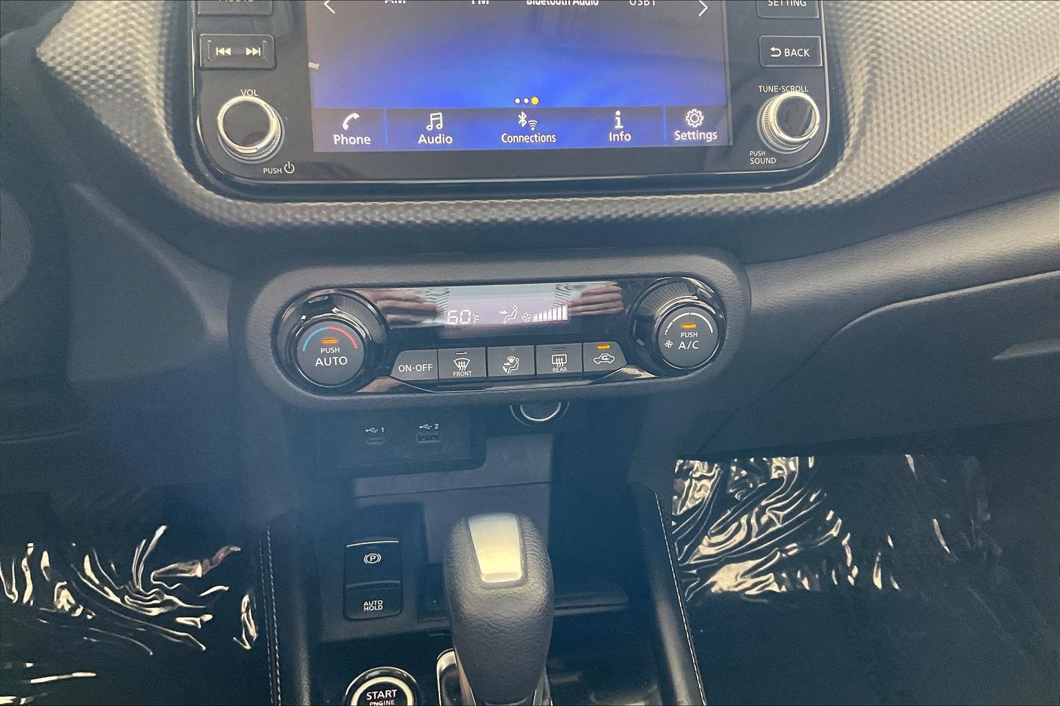 Used 2021 Nissan Kicks SV FWD image 14