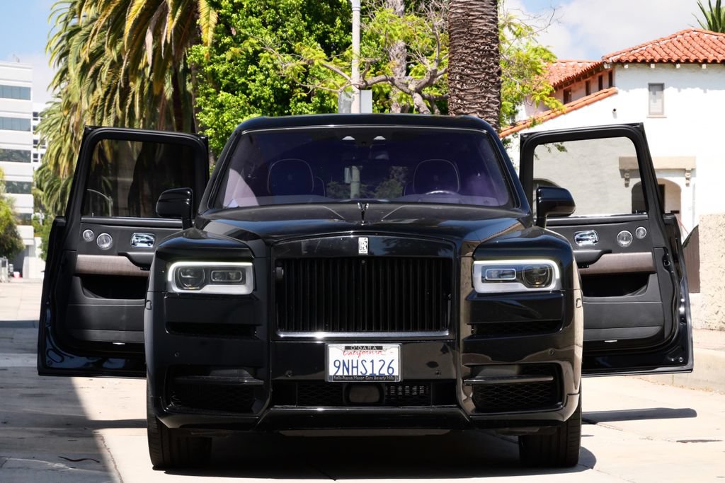 Used 2019 Rolls-Royce Cullinan AWD/4WD image 3