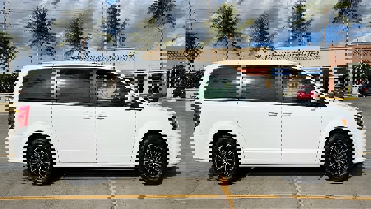 Used 2019 Dodge Grand Caravan GT FWD image 6
