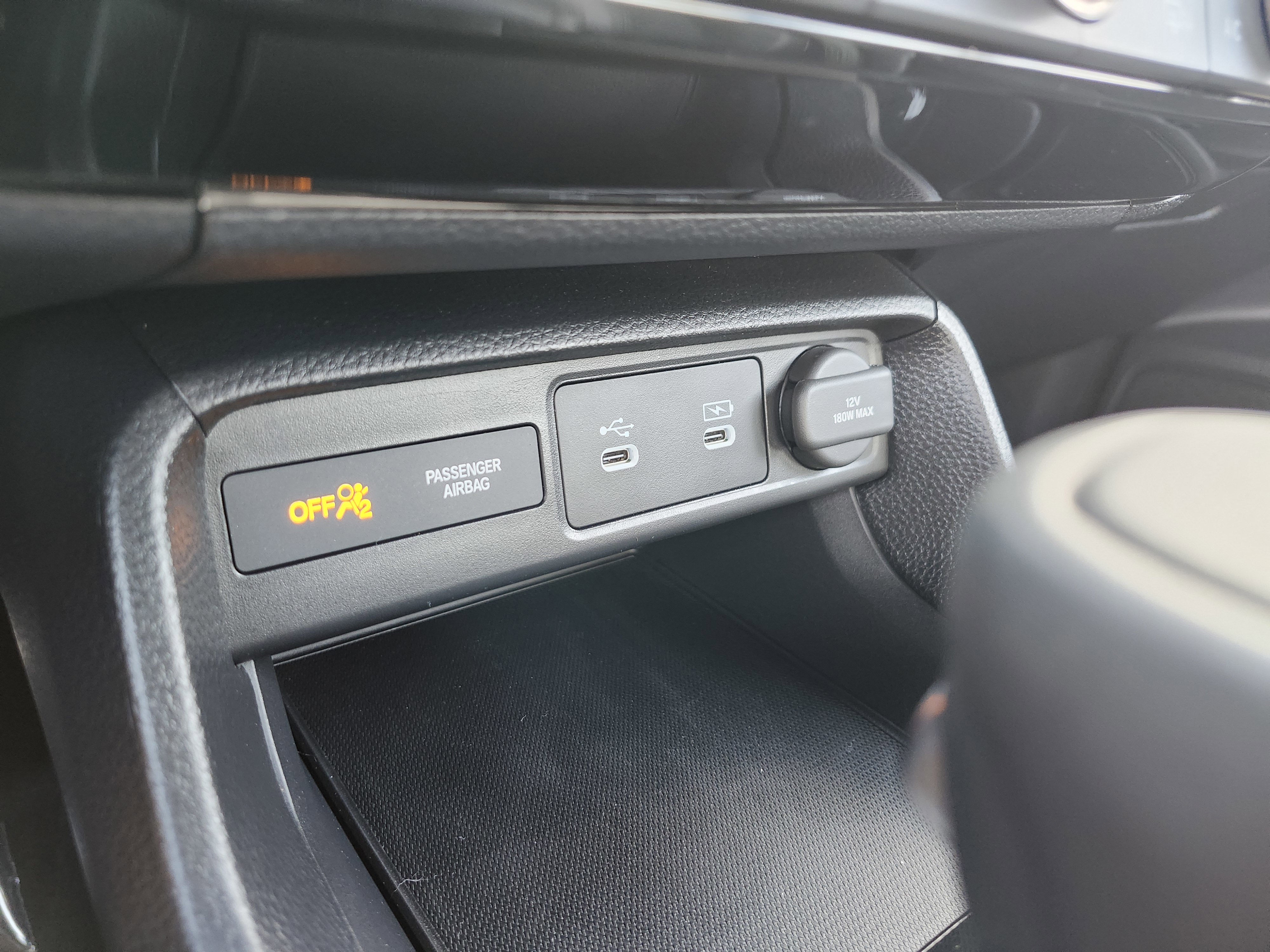Used 2025 Honda Civic Sport image 29