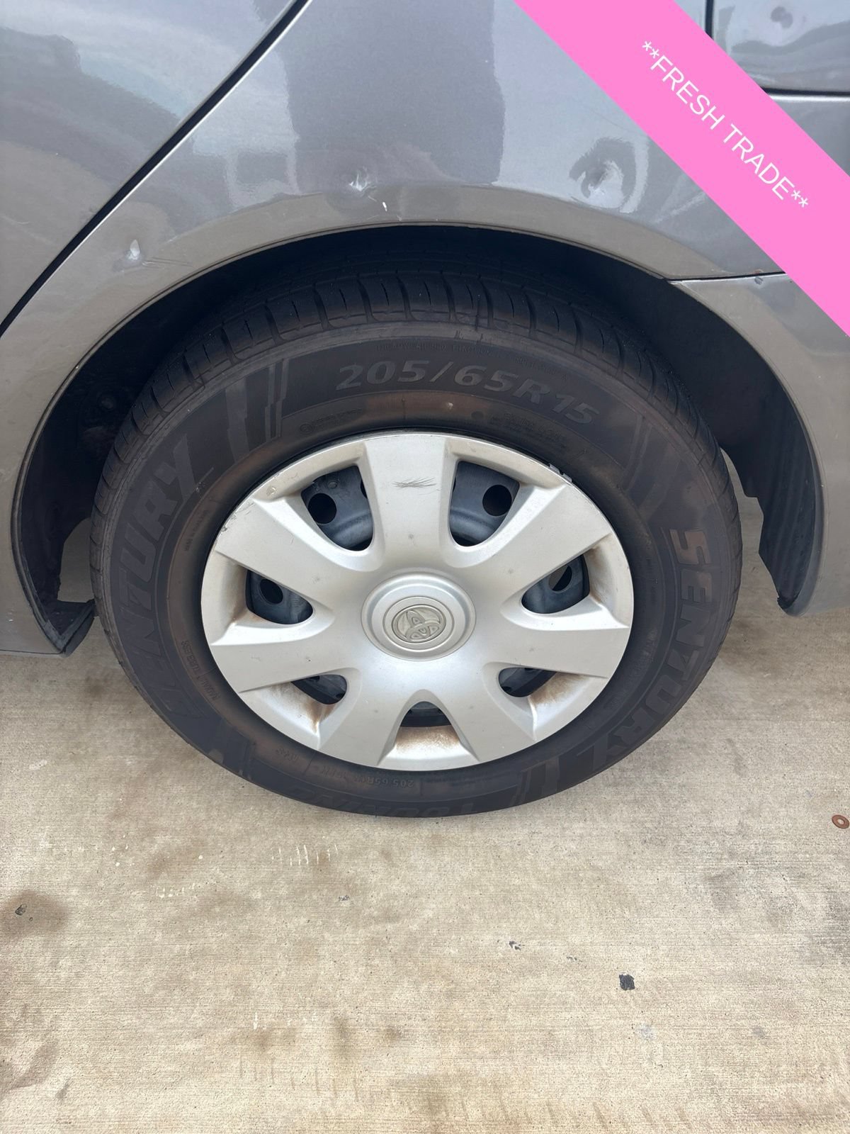 Used 2004 Toyota Camry LE FWD image 16