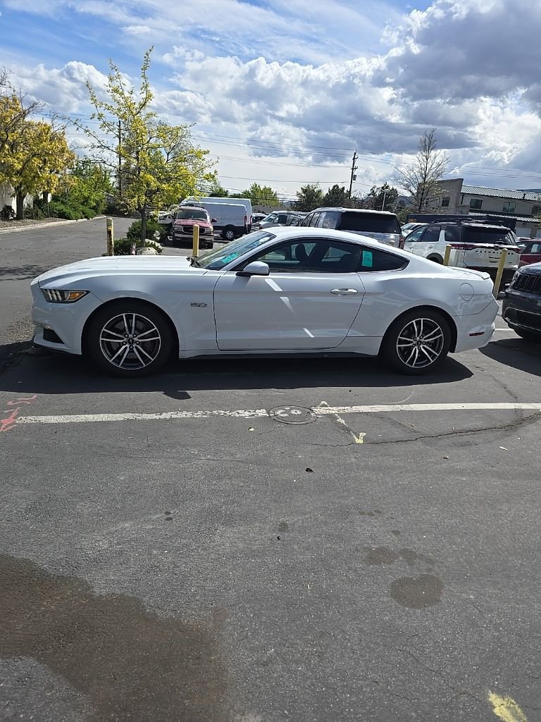 Used 2015 Ford Mustang GT RWD image 2