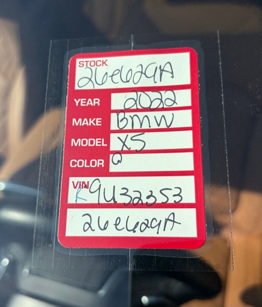 Used 2024 BMW X5 xDrive40i w/ Executive Package image 25