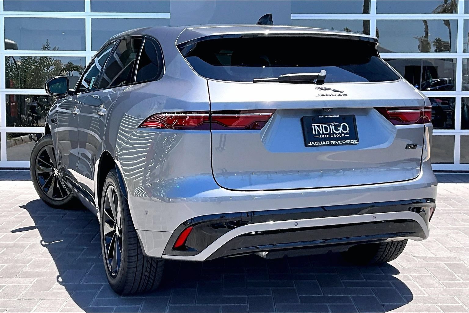 Used 2026 Jaguar F-PACE R-Dynamic S AWD/4WD image 12