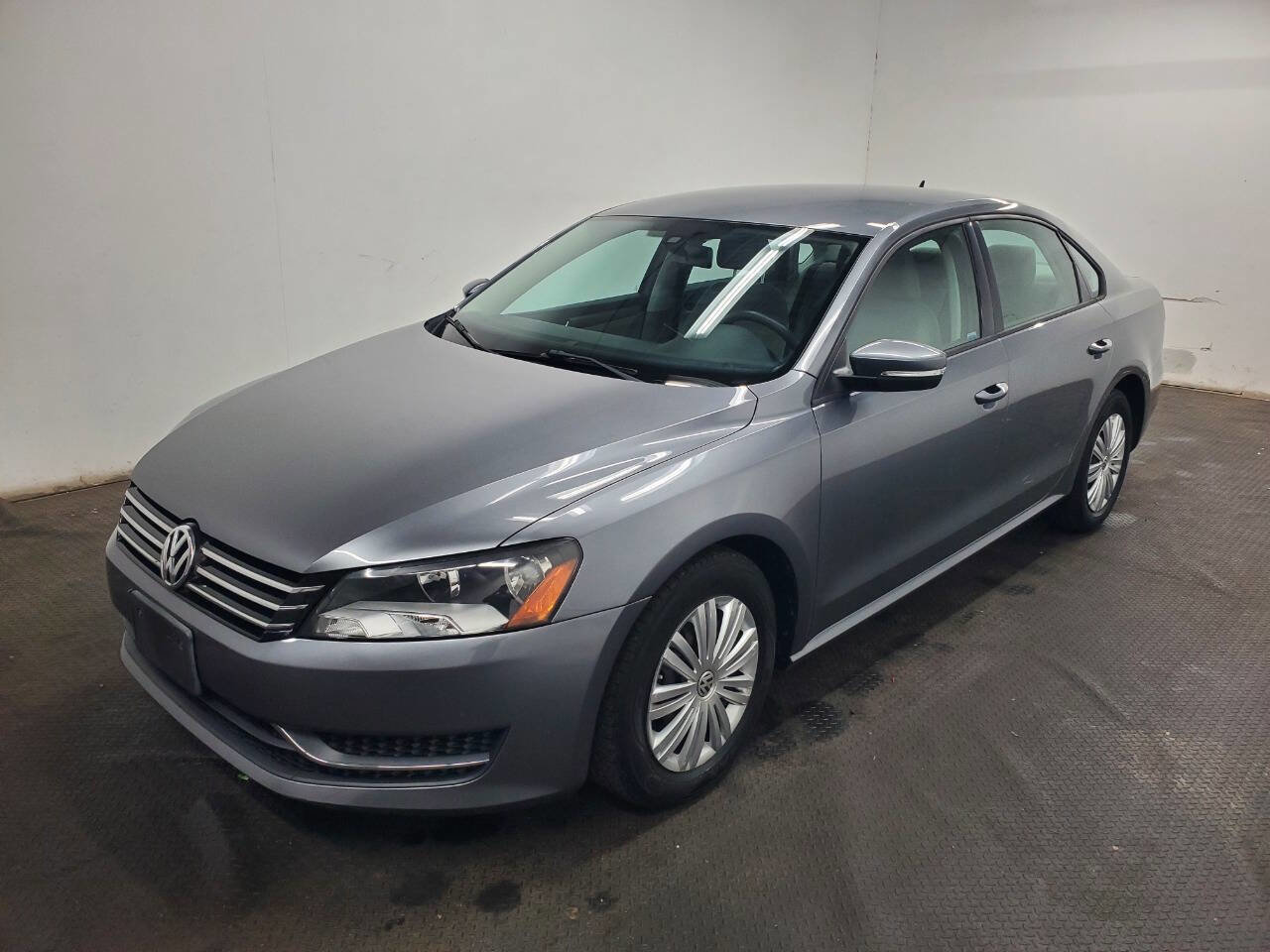 Used 2015 Volkswagen Passat 1.8T S