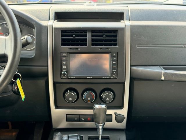 Used 2009 Jeep Liberty Rocky Mountain image 18