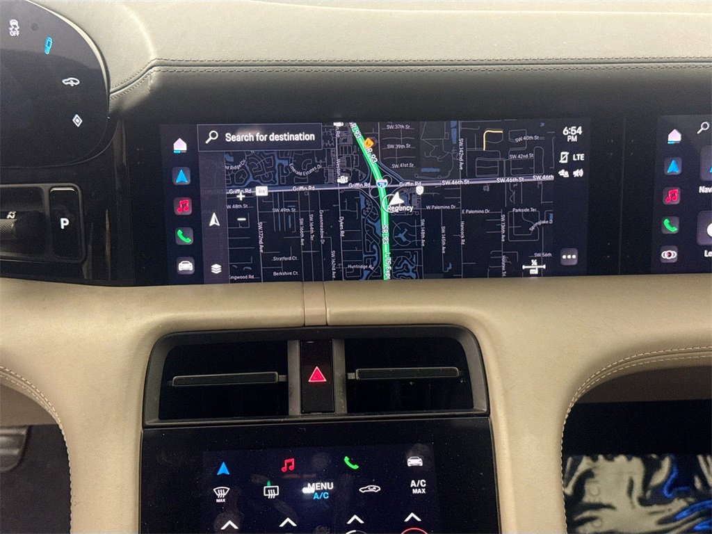 Used 2020 Porsche Taycan 4S image 13