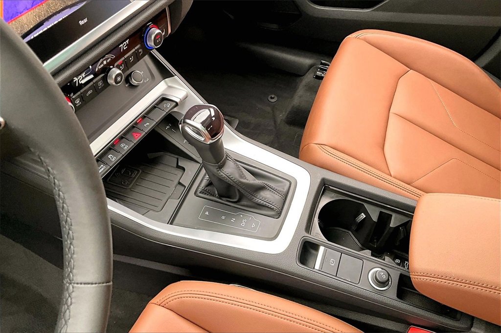 Used 2025 Audi Q3 2.0T Premium w/ Convenience Package image 18