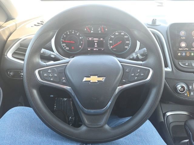 Used 2023 Chevrolet Malibu LT FWD image 31