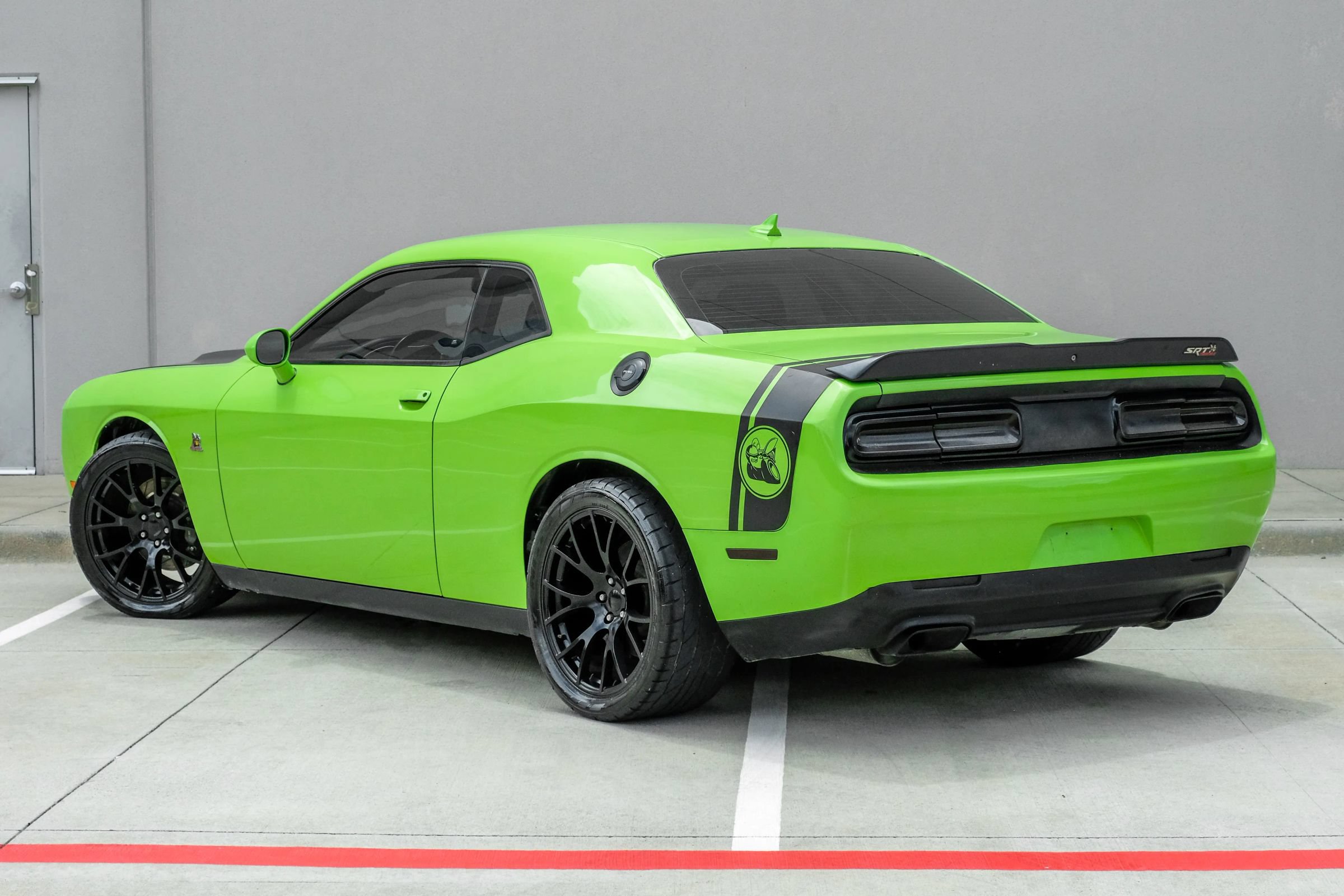 Used 2015 Dodge Challenger R/T Scat Pack w/ Scat Pack Appearance Package RWD image 9