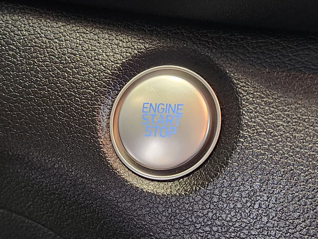 Used 2019 Hyundai Santa Fe SEL FWD image 21