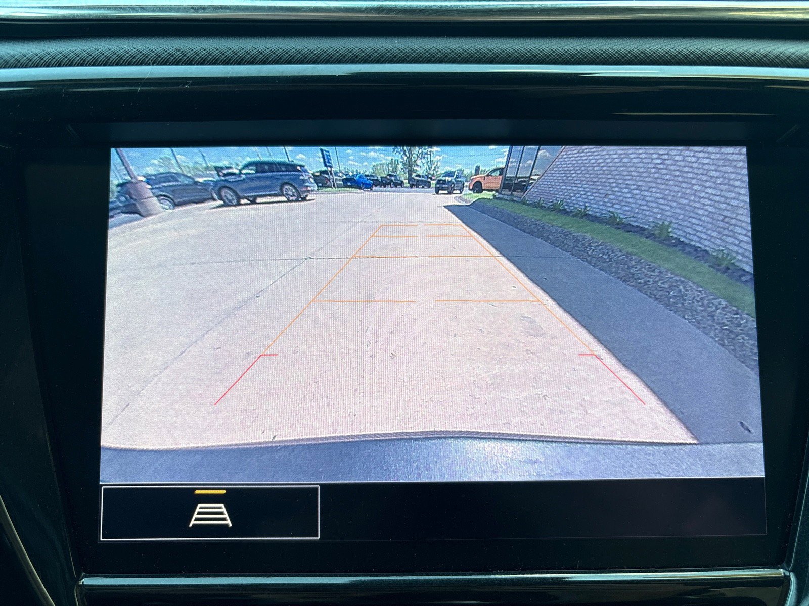 Used 2022 Chevrolet TrailBlazer RS w/ Sun and Liftgate Package AWD/4WD image 22