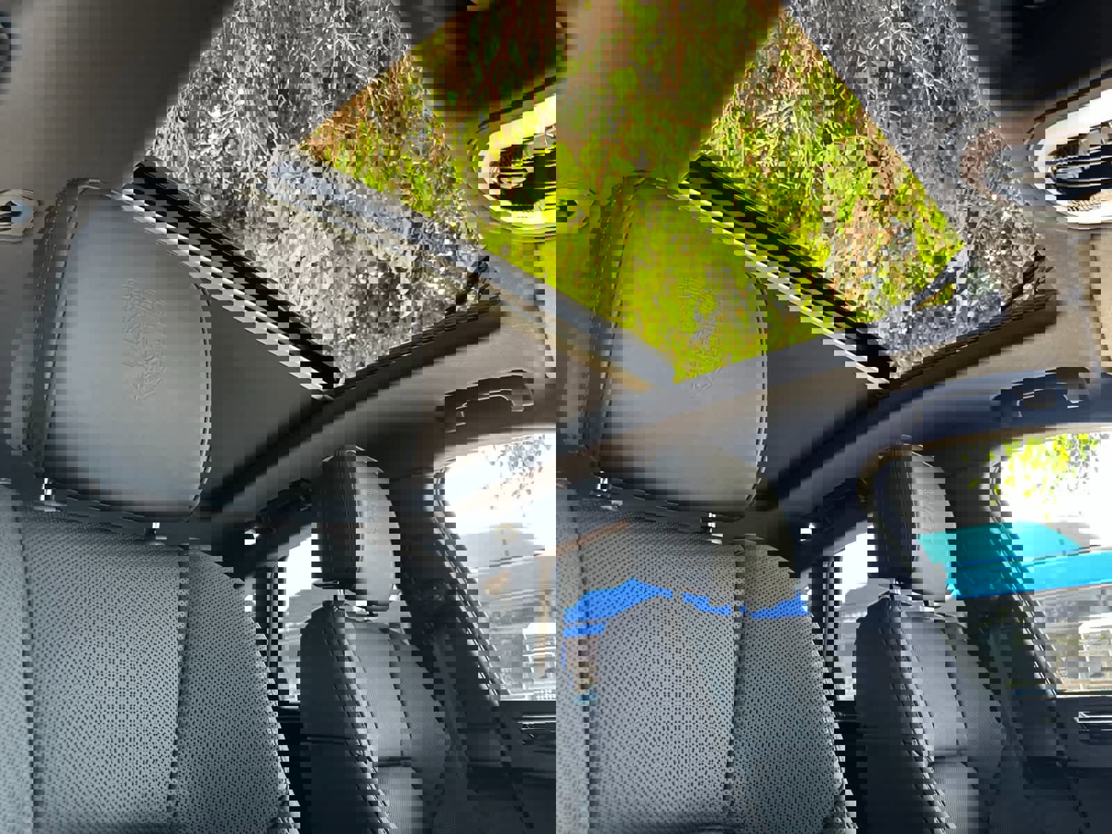 New 2026 Porsche Macan S image 18