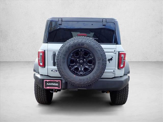 New 2026 Ford Bronco Outer Banks w/ Sasquatch Package AWD/4WD video 3