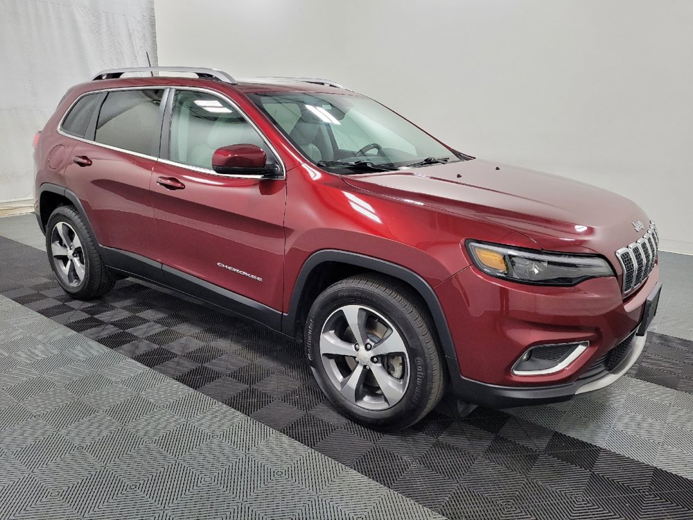 Used 2019 Jeep Cherokee Limited image 11