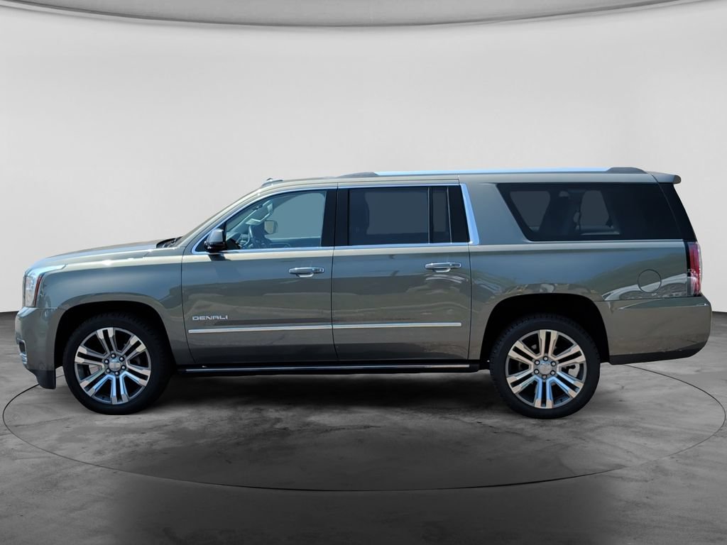 Used 2018 GMC Yukon XL Denali w/ Denali Ultimate Package AWD/4WD image 4