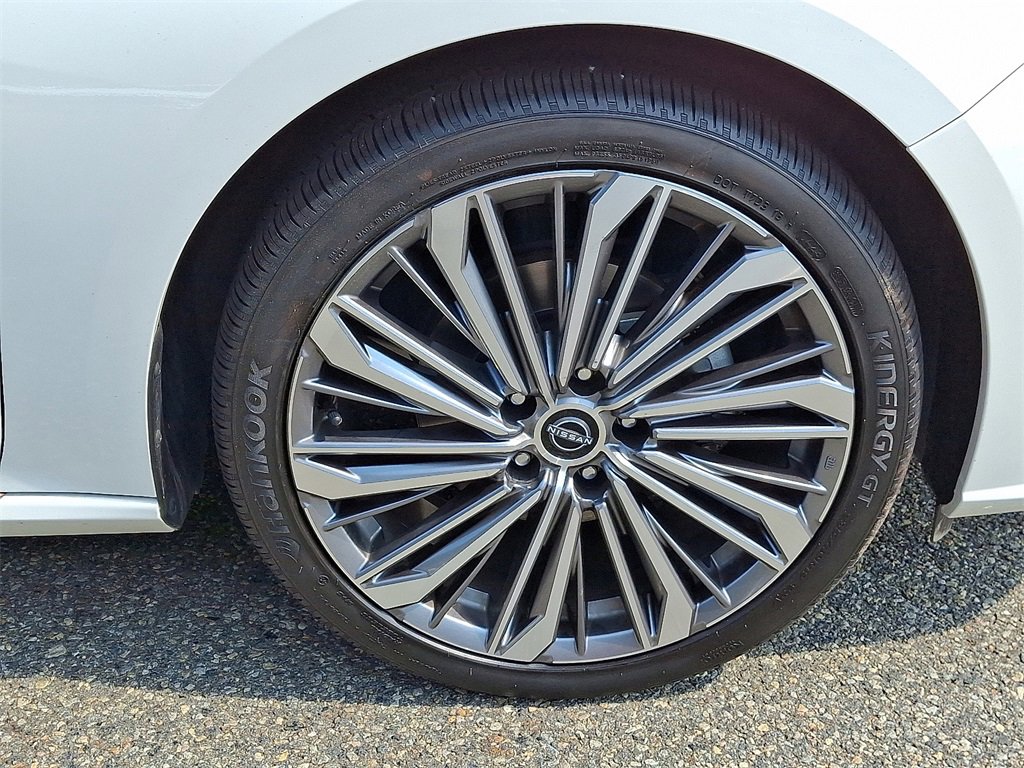 Certified 2024 Nissan Altima 2.5 SL image 9