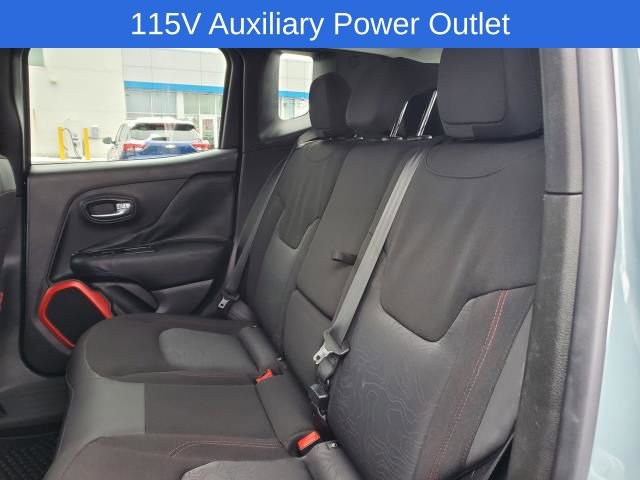 Used 2016 Jeep Renegade Trailhawk image 11