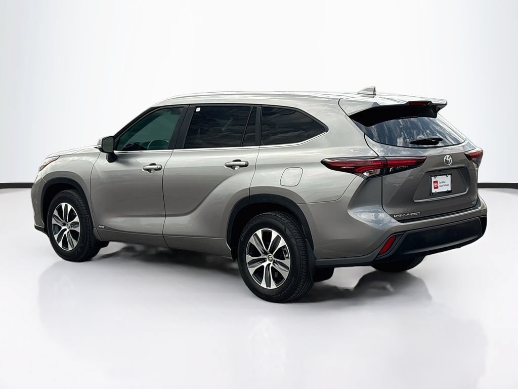Certified 2026 Toyota Highlander XLE AWD/4WD image 7