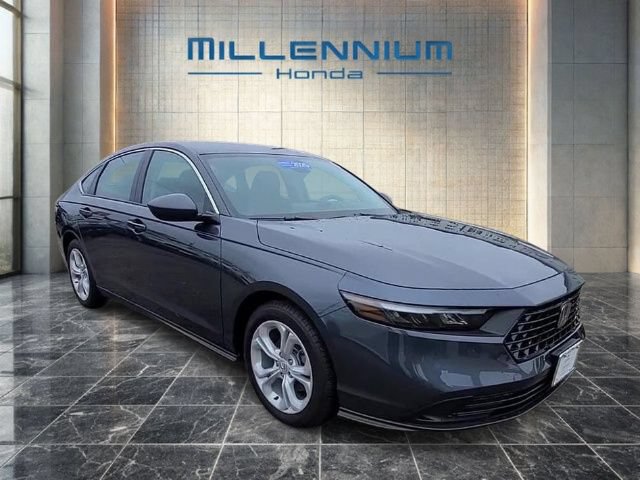 Used 2025 Honda Accord LX image 6