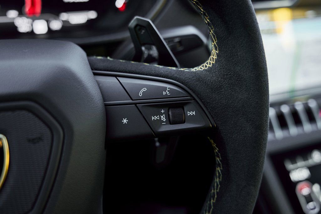 Used 2024 Lamborghini Urus Performante image 62