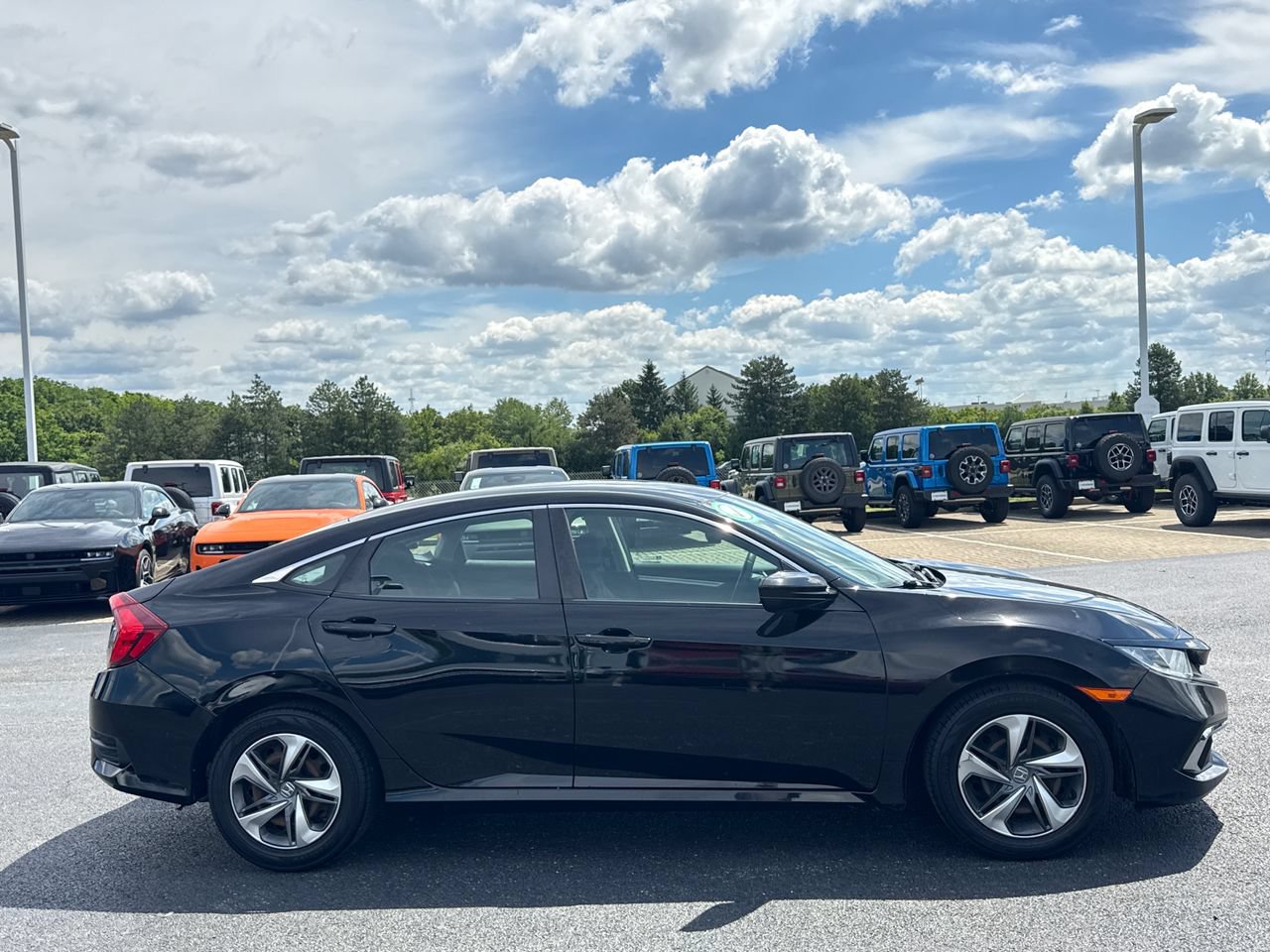 Used 2020 Honda Civic LX image 2