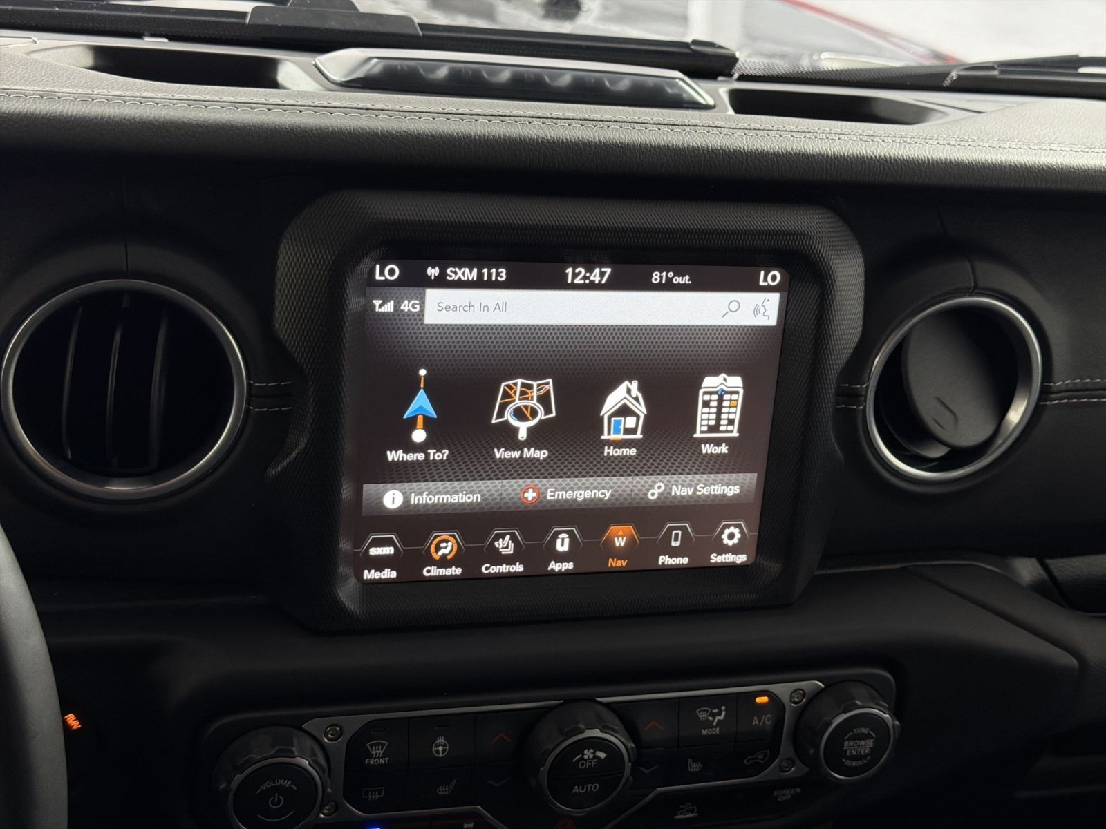 Used 2023 Jeep Wrangler Unlimited Sahara w/ Cold Weather Group AWD/4WD image 20