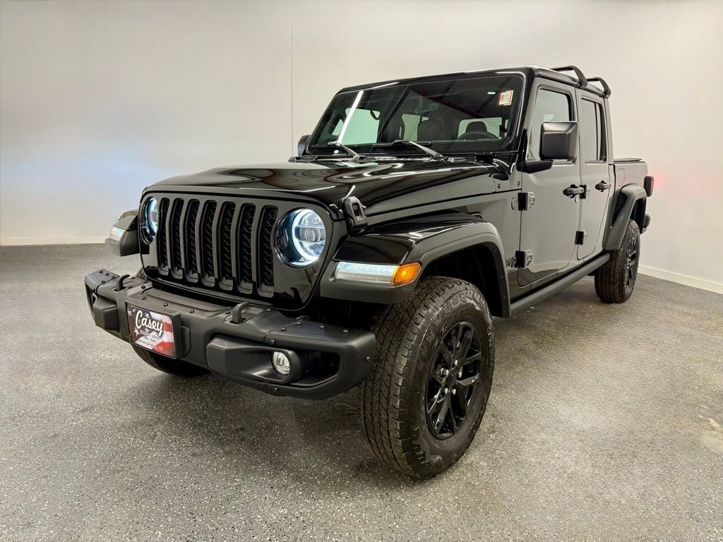 Used 2023 Jeep Gladiator Sport S image 3