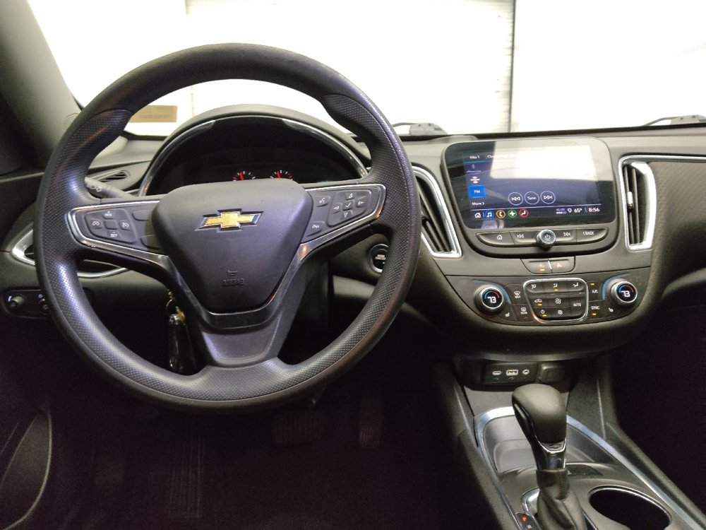 Used 2021 Chevrolet Malibu LT FWD image 22