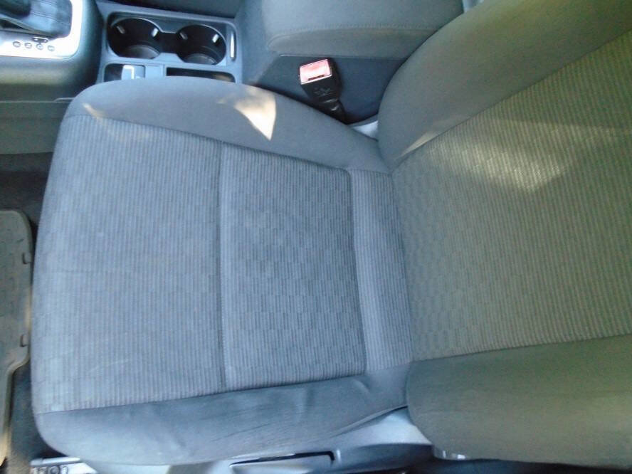 Used 2013 Volkswagen Tiguan S image 15