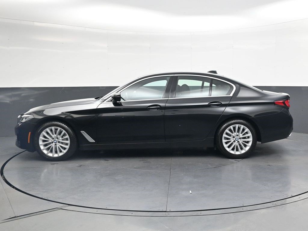 Used 2023 BMW 530i xDrive w/ Premium Package AWD/4WD image 7